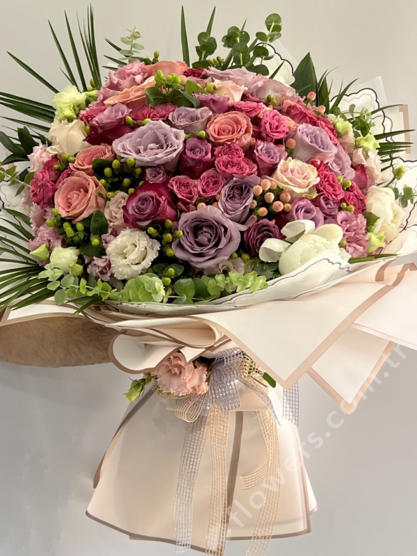 Heavenly Joy mixed floral bouquet